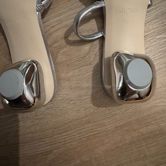 NWOT Cult Gaia Lenora Silver Sandals - Picture 10 of 13